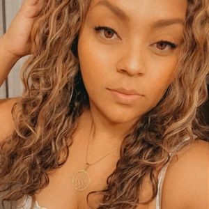 Meet your Posher, Diana